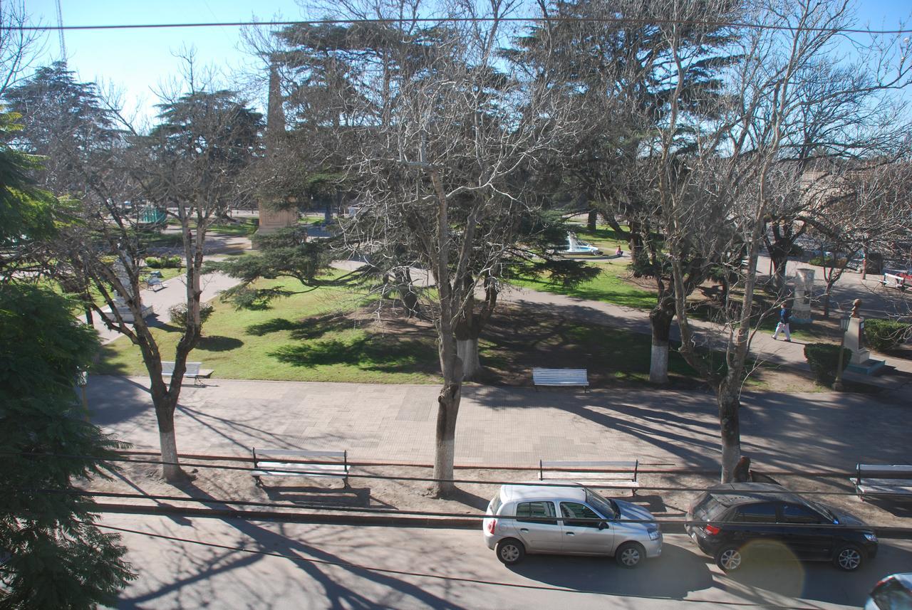 Plaza Hotel Dolores  Buitenkant foto